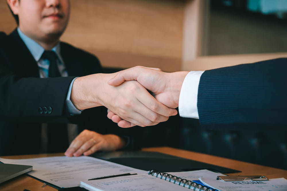 divorce mediation vs lawyer